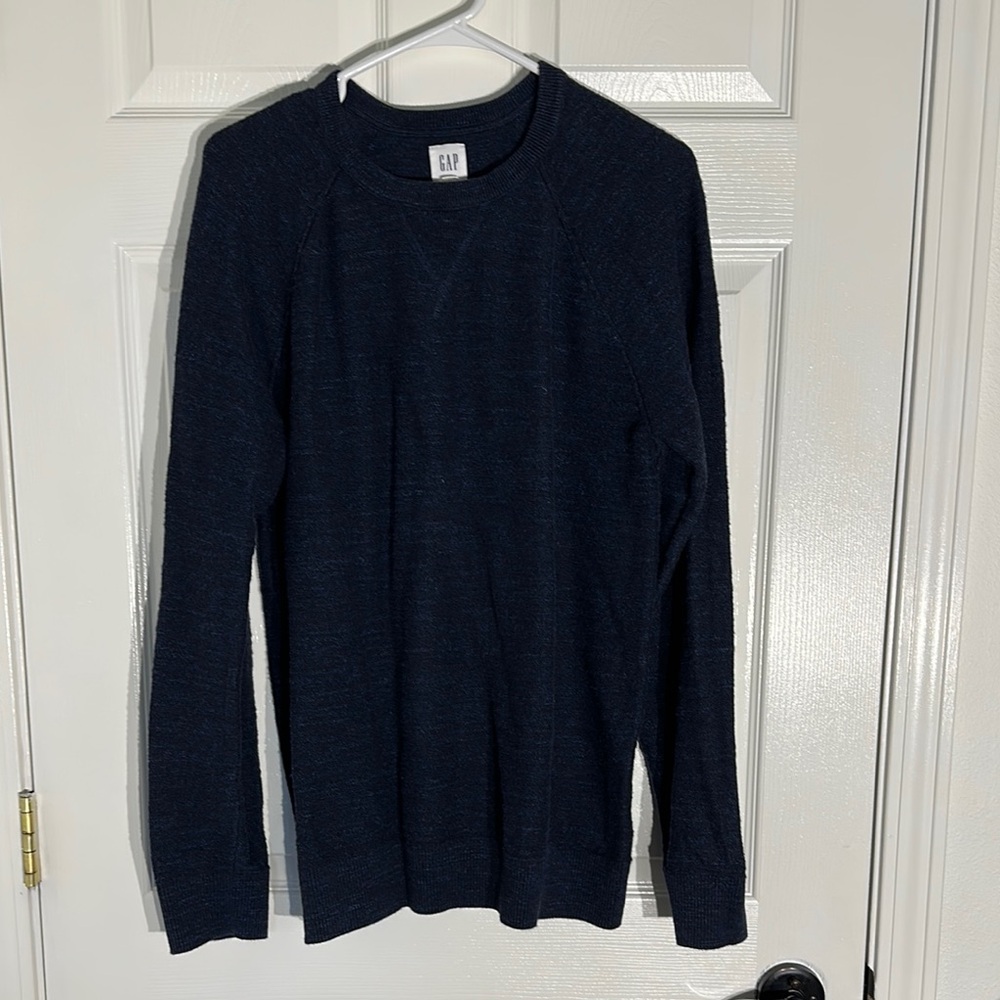 GAP Blue Crewneck Sweater Classic Knit Design